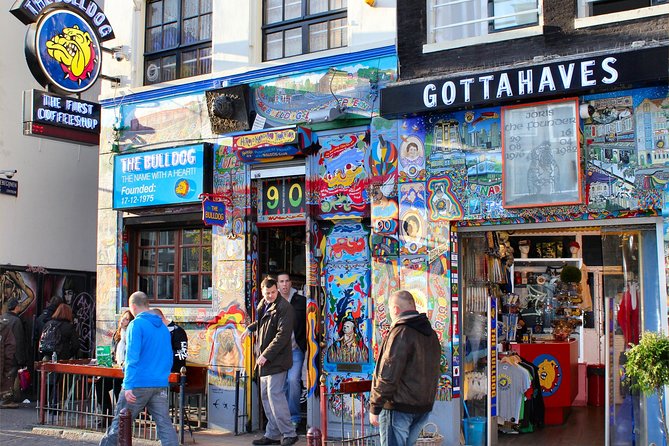 MUST DO: Amsterdam's Red Light District tour with a local - The smallest house and the VOC storage-to-living link