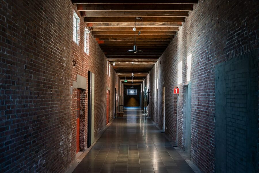 Oranjehotel World War II Prison Entrance Ticket - A self-guided audio guide route, and how to pace it