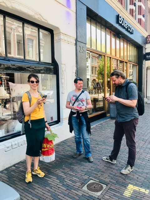 Outside Escape Amsterdam with your friend(s) and have fun! - Your game day includes a real break option