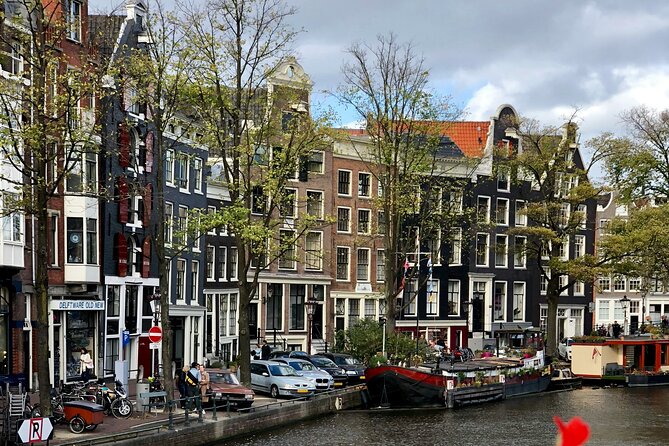 Personalized Hidden Gems of Amsterdam Private Tour with a Local - St Nicholas Basilica area, plus oldest buildings and the famous dancing houses