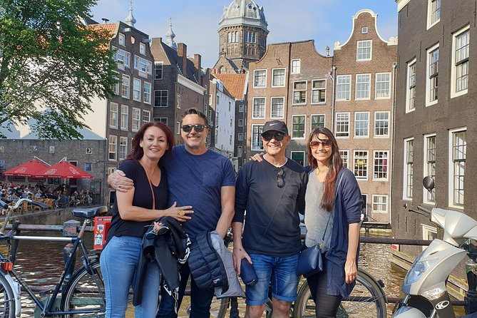 Private Amsterdam Red Light District and Coffee Shop Tour - Damrak Start and the Old Town Route That Keeps You Oriented