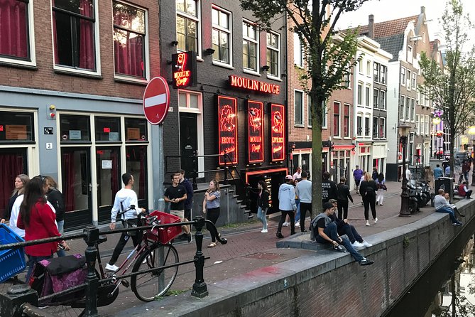 Private Amsterdam Red Light District and Coffee Shop Tour - The Smallest House and the VOC Storage Detail That Makes It Real