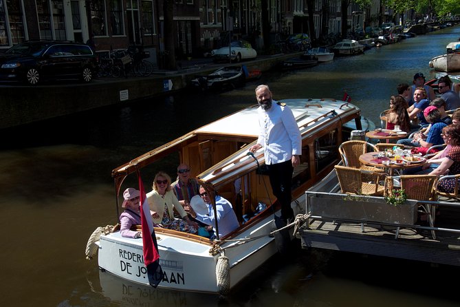 Private Champagne Canal Cruise in Amsterdam - Why This Private Champagne Canal Cruise Works So Well