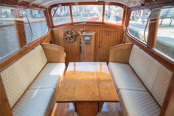 Private Champagne Canal Cruise in Amsterdam - The 1.5 Hour Route: Jordaan, Amstel Locks, and the UNESCO Canal Rings