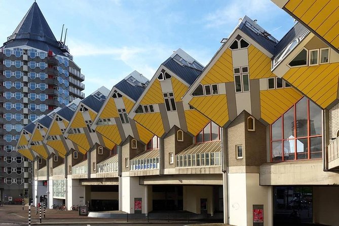 Private Day Tour: Rotterdam, Delft & The Hague From Amsterdam - The Hague highlights: Binnenhof and Ridderzaal in a short window