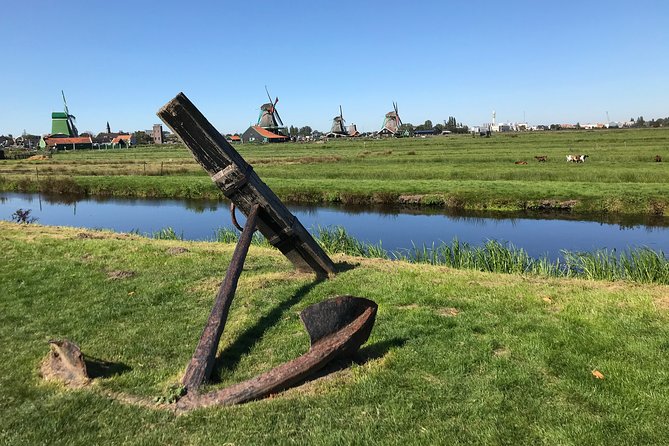 Private Excursion to Zaanse Schans, Edam, Volendam and Marken - Marken: Colorful Waterfront, Big Water Story