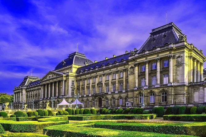 Private Full Day Sightseeing Tour to Brussels from Amsterdam - Road Comfort From Amsterdam: Mercedes, Wi-Fi, and Water