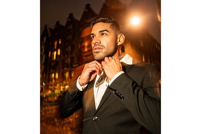 Private Photo Session in Amsterdam - From Damrak 13-15 to the Dancing Houses, the Session Gets You Framed Fast