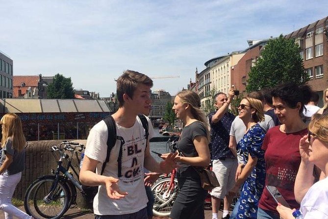 Private tour: Your own Amsterdam: walk through the old city - Amsterdam Centraal: your meeting point and a fast Golden Age story