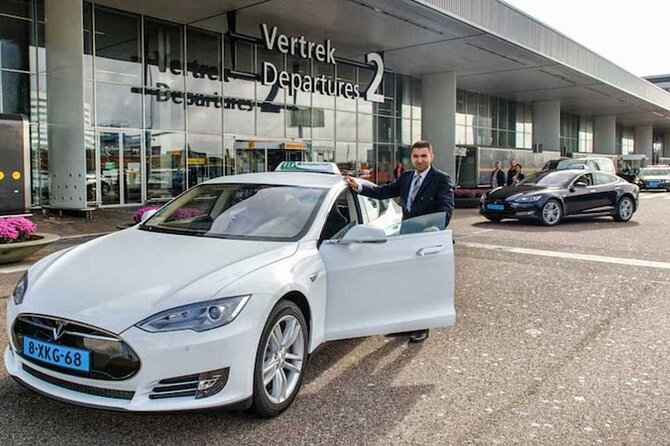 Private Transfer from/to Amsterdam Airport Schiphol - Price and Value: When $90.11 Per Group Makes Sense