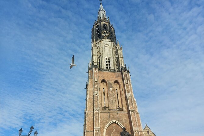 Private Walking Tour of Delft: Dive into the Dutch Golden Age - Oude Delft canal highlights: water management, Dutch trade power, and Vermeer’s View spot