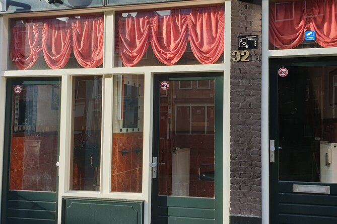 Red Light District Tour by Locals, Small Group (approx 4) - Who This Tour Fits Best, and Who Might Skip It
