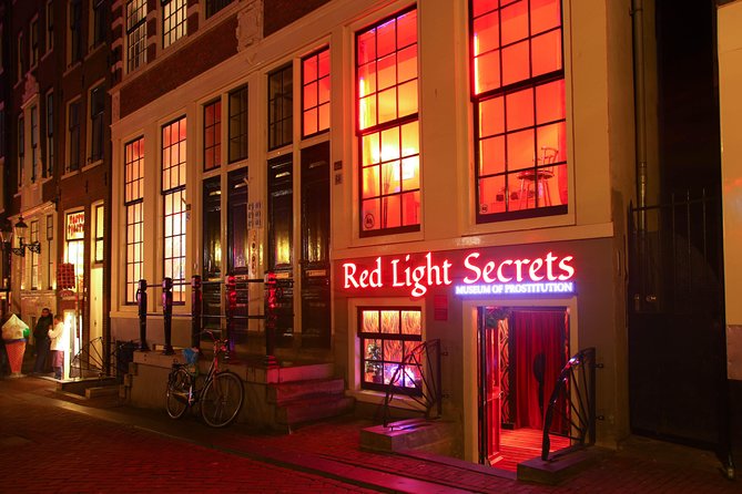 Red Light Secrets: Museum of Prostitution Amsterdam - Entering the Former Brothel Rooms and Window Views