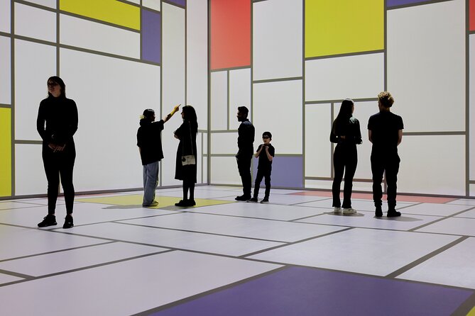 "Remastered" Audiovisual Experience in Rotterdam - Remastered in Rotterdam, Dutch Masters made for your feet
