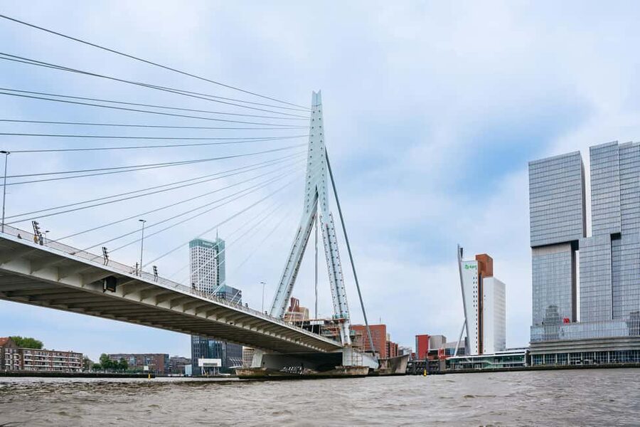RIB Speedboat Sightseeing Cruise - Why a RIB on the Maas makes Rotterdam click
