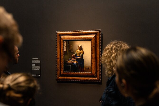 Rijksmuseum Amsterdam Private Guided Tour - Meeting at the Rijksmuseum archway, then walking right in