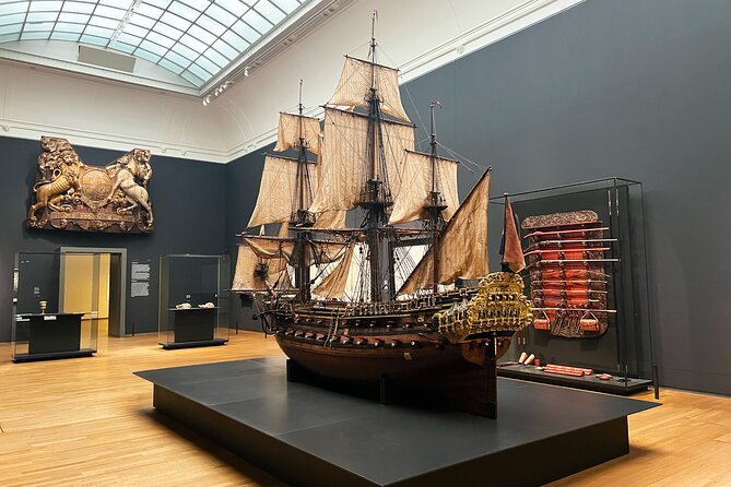 Rijksmuseum Guided Tour, private local Dutch guide - Inside the museum: the guide’s route and pacing