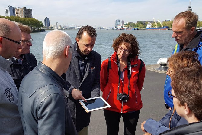Rotterdam Bike Tour - all the Highlights - Katendrecht: a neighborhood with a past, plus a snack break