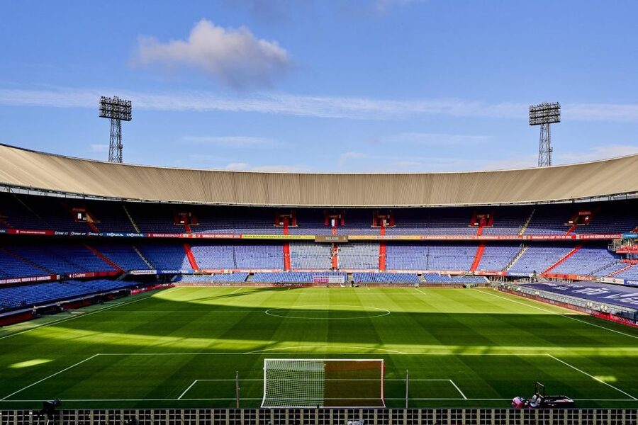 Rotterdam: Feyenoord 'De Kuip' Stadium Tour - Meeting the guide at the Feyenoord fanshop, then heading inside