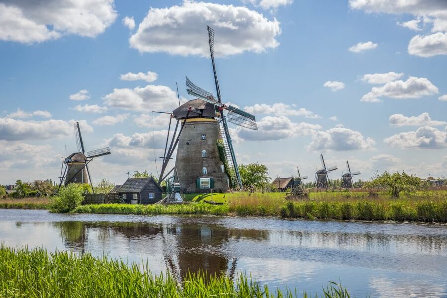 Rotterdam: Kinderdijk UNESCO World Heritage Entry Ticket - Museum mills inside and out, what you actually get to see