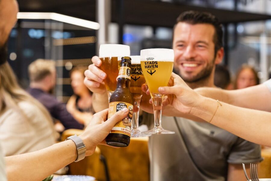 Rotterdam: Stadshaven Brewery Tour with Beer Tastings - What I’d watch for: pacing, filming elements, and sightlines