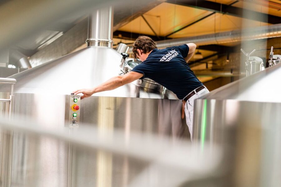 Rotterdam: Stadshaven Brewery Tour with Beer Tastings - The 100-year-old fruit warehouse story, and why it affects the beer