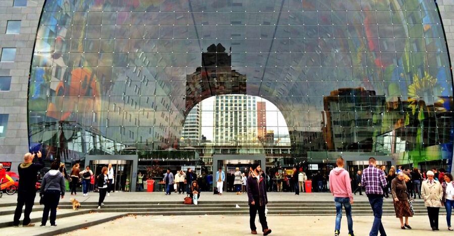 Rotterdam Tour with Cube House Admission - From Rotterdam Town Hall to St. Laurens Church, the City’s Story Hits the Street