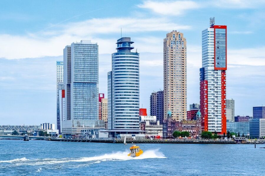 Rotterdam Walking Tour and Harbor Cruise - Where You Start: The Destroyed City and the Tone of the Day