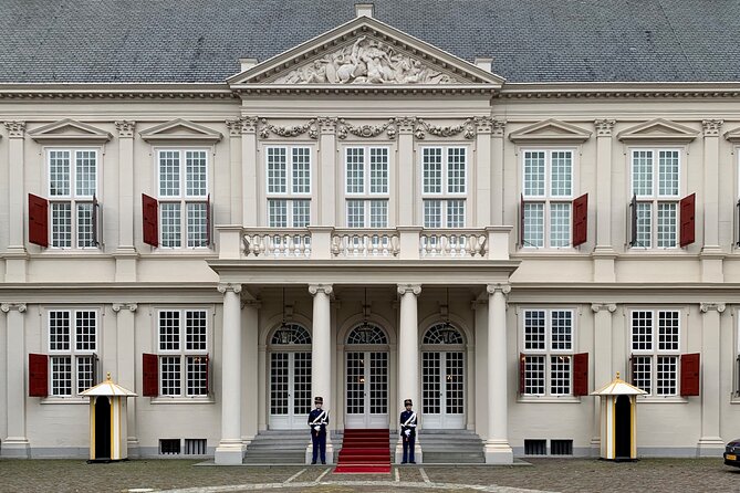 Royal The Hague Private Guided Walking Tour - Lange Voorhout and Noordeinde Palace: Historic Streets Meet a Working Royal Site