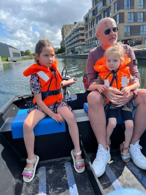 Self-Guided Electric Boat Rental - Why Goes feels magical from an electric boat