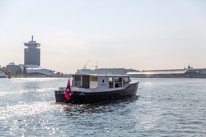 Small Group Boutique All-Inclusive Tour (max 12 p) With Captain - Beer-brewing canals and old mint towers from the Golden Age