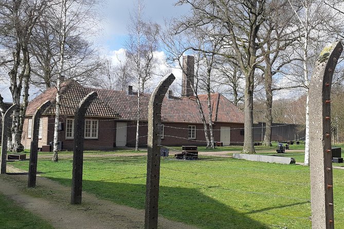 Small Group Tour to Nazi WWII concentration camp from Amsterdam - Audio Guide Plus a Human Guide: How the Tour Stays Clear