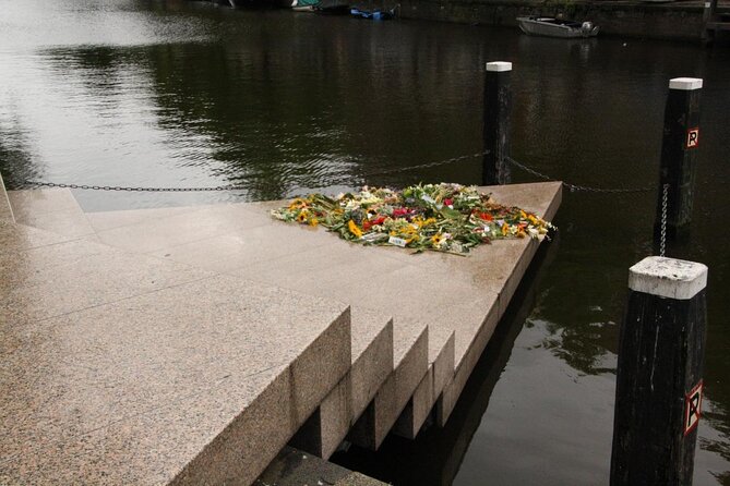 Small Group Walking Tour - Hello Amsterdam - Key highlights worth making time for