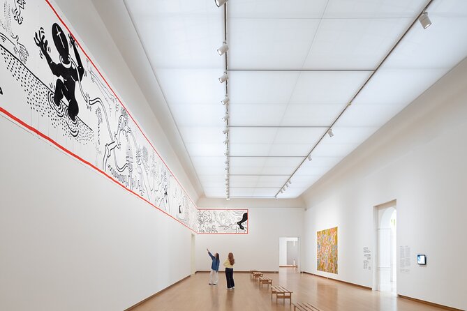 Stedelijk Museum Amsterdam: Modern and Contemporary Art - Timing and getting in: opening hours, and when it feels easiest