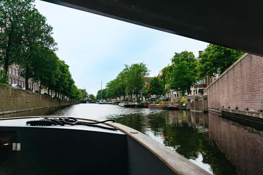 The Hague: Canal Cruise - Who should book, and who should think twice