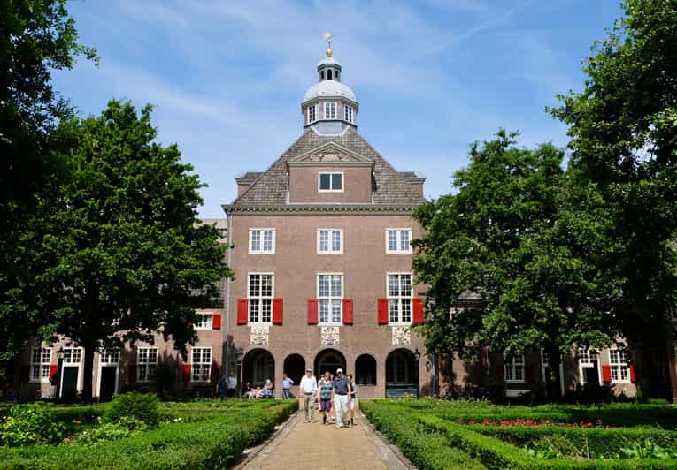 The Hague: Courtyard Walking Tour - Why The Hague Courtyards Feel Like a Side Door to the City