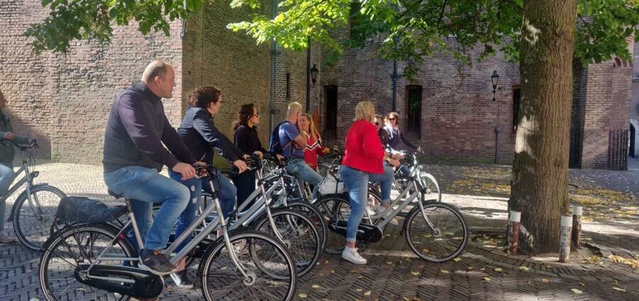 The Hague: Highlights Bike Tour - Bikes, Rain, and Safety: What You Need to Plan for Before You Roll