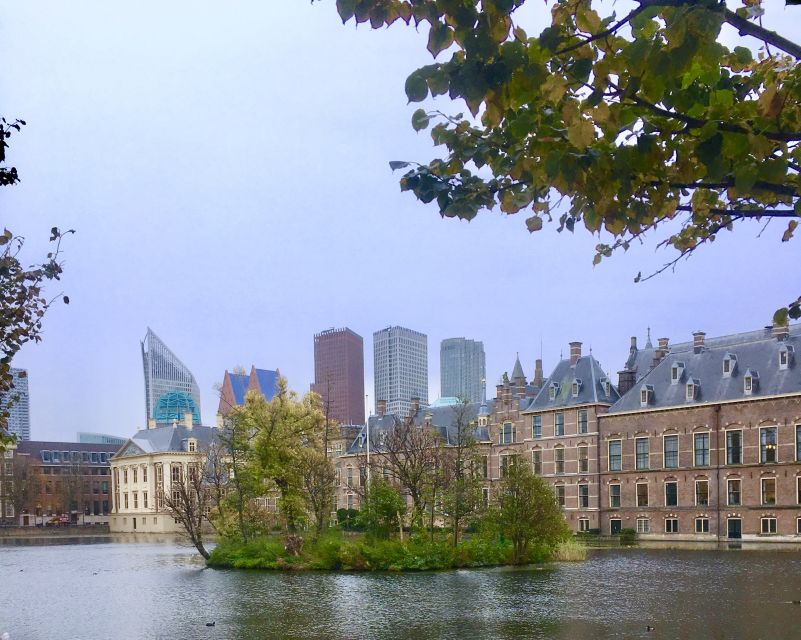 The Hague: Highlights Bike Tour - Royal Stables and Royal Family Palaces: Elegance at Cycling Speed