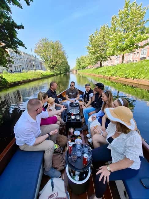 The Hague: individual tickets for an electric boattour! - Why a 100% electric open boat changes how The Hague feels