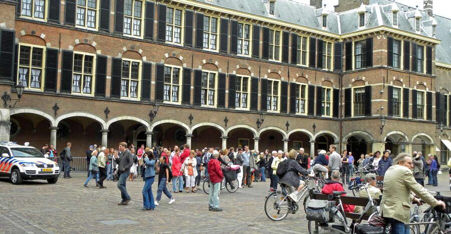 The Hague: Old City Private Walking Tour - Why The Hague feels different on foot