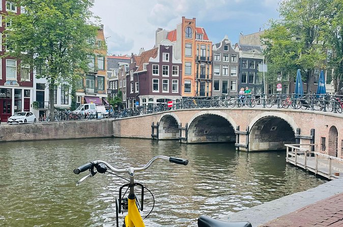 The Original Bike Tour of Amsterdam Highlights and Hidden Streets - Vondelpark Break: 20 Minutes to Reset Your Legs