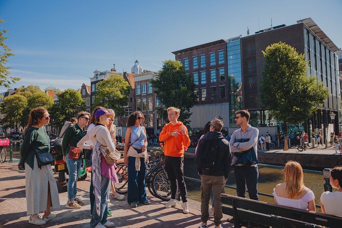 Top 10 Tastes of Amsterdam: Guided Walking Food Tour - Negen Straatjes cookies: chocolate fixes for the middle of the tour
