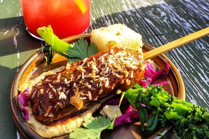 Utrecht Food Tour with local guide - Stop 5: BROEI, seasonal vegetarian plates that change weekly