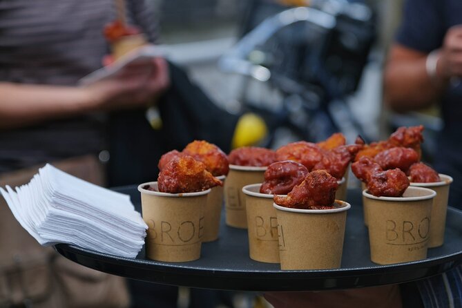 Utrecht Food Tour with local guide - Stop 6: Last Vegas, full-on vegan comfort food and big flavor