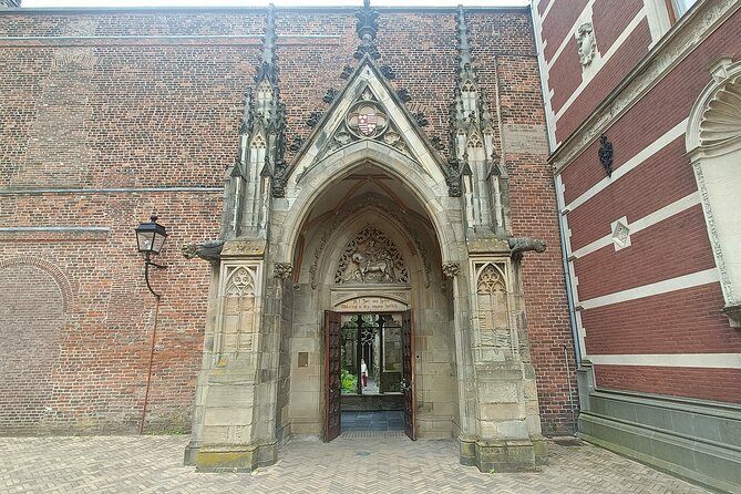 Utrecht: Guided Highlights Walking Tour - Dom Tower First: The Missing Piece and the City’s Flag Detail