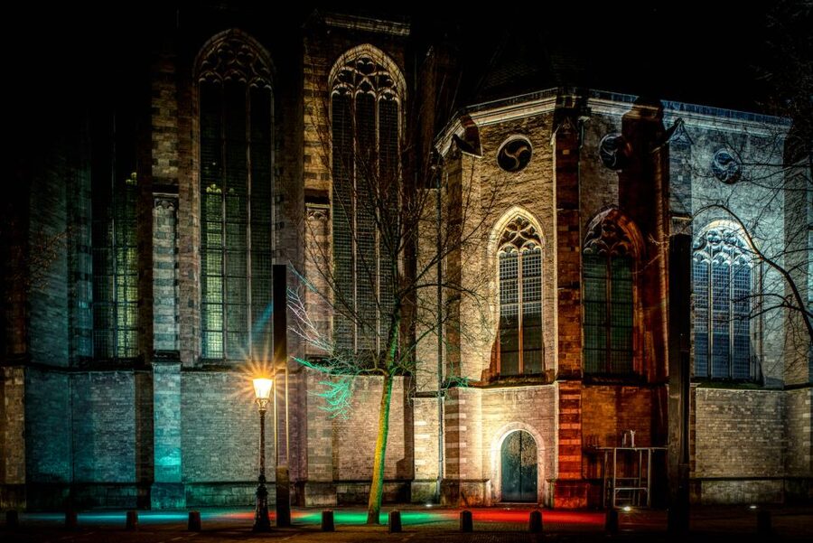 Utrecht: Guided Lumen Walking - Key things youll notice on the Utrecht Lumen walk