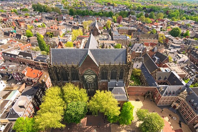 Utrecht Old Town: Medieval Monster Hunt & Walking Tour - Price and value for a 1 to 1.5 hour city quest