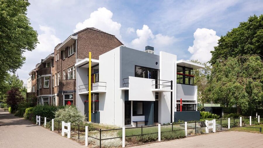 Utrecht: Rietveld Schröderhuis UNESCO Entry Ticket - Museum shop stops: useful souvenirs that fit the architecture