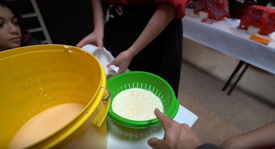 Volendam: 2.5-Hour Cheesemaking Workshop & Clog Making Tour - Simonehoeve in Katwoude and Volendam: Cheese and Clogs, Together