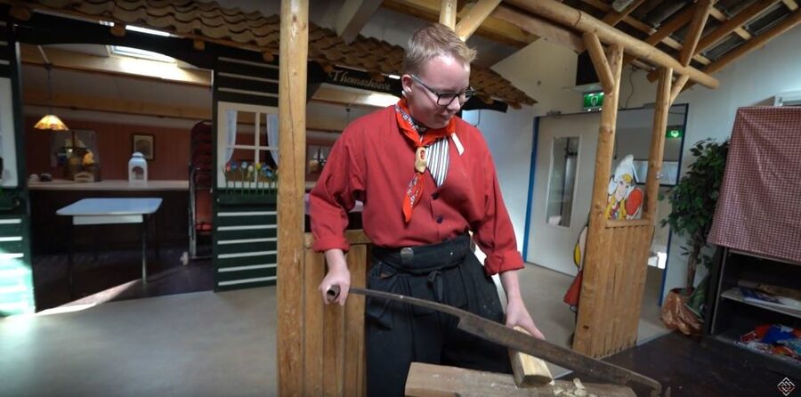 Volendam: 2-Hour Clogmaking Workshop and Cheese Tour - Why a Volendam Clog and Cheese Workshop Fits Real Travel Days
